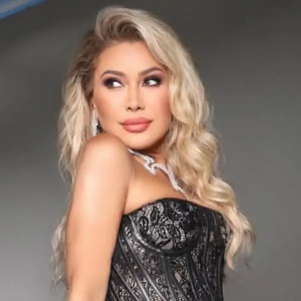 نوال الزغبي مواليد 8 سبتمبر 1971 برج العذراء