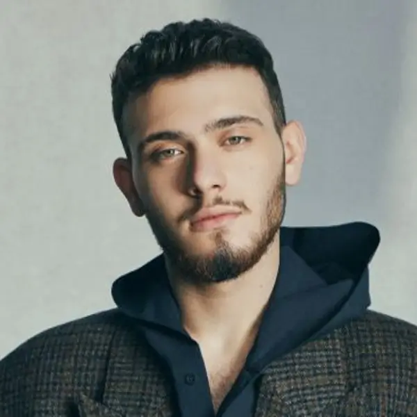 الشامي مغني عربي من مواليد برج القوس